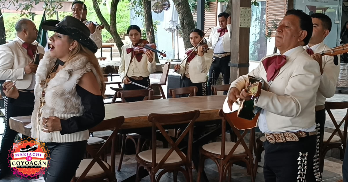 mariachis en Naucalpan